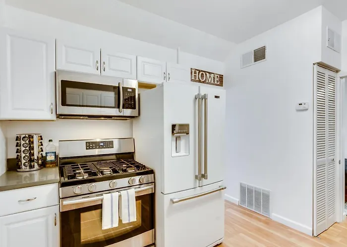Apartamento Cozy 2br West Town Apt, Ideal For Mid-term
